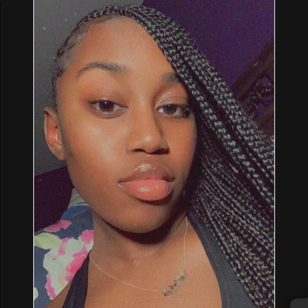 Meet your Posher, Talisha